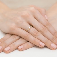 Pierścionek Złoty pr 585 Zaręczynowy Brylant 0.03 ct
W461-585-B0.03-BD