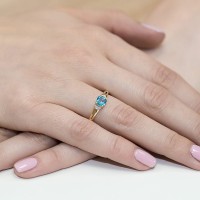 Pierścionek Złoty pr 585 Brylanty Topaz 0.70 ct
W039-585-T0.70-BD