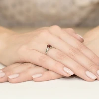 Pierścionek Złoty pr 585 Brylanty Granat 0.60 ct
W076-585-G0.60-BD