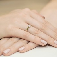 Pierścionek Złoty pr 585 Brylant Princessa 0.30 ct 
W347-585-B0.30-BD